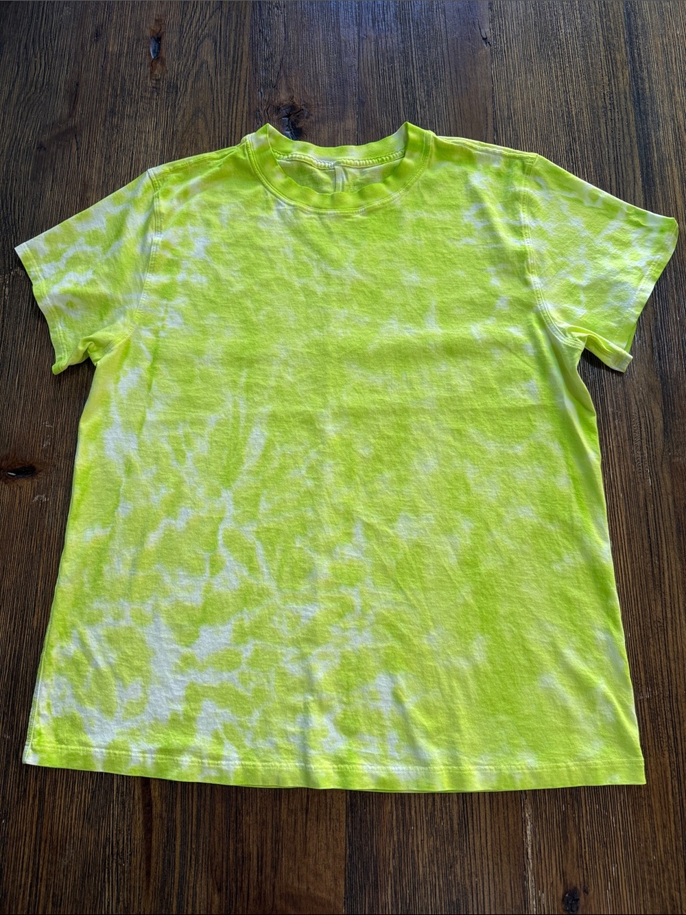 lululemon athletica Neon Green Tie-Dye Crew Neck Tee